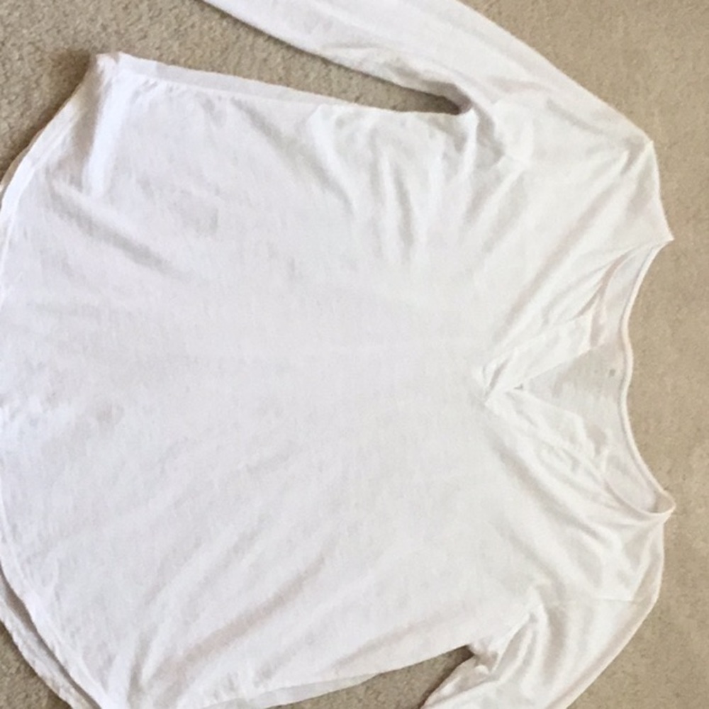 Elliott Lauren tee